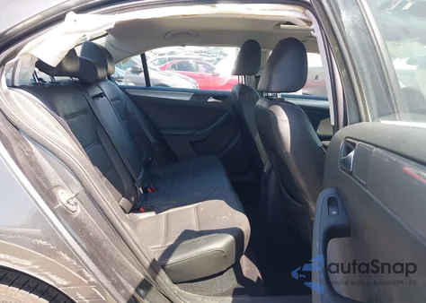 2018 Volkswagen Jetta 1.4T Se/1.4T Wolfsburg Edition from USA, damaged, VIN 3VWDB7AJ7JM228990